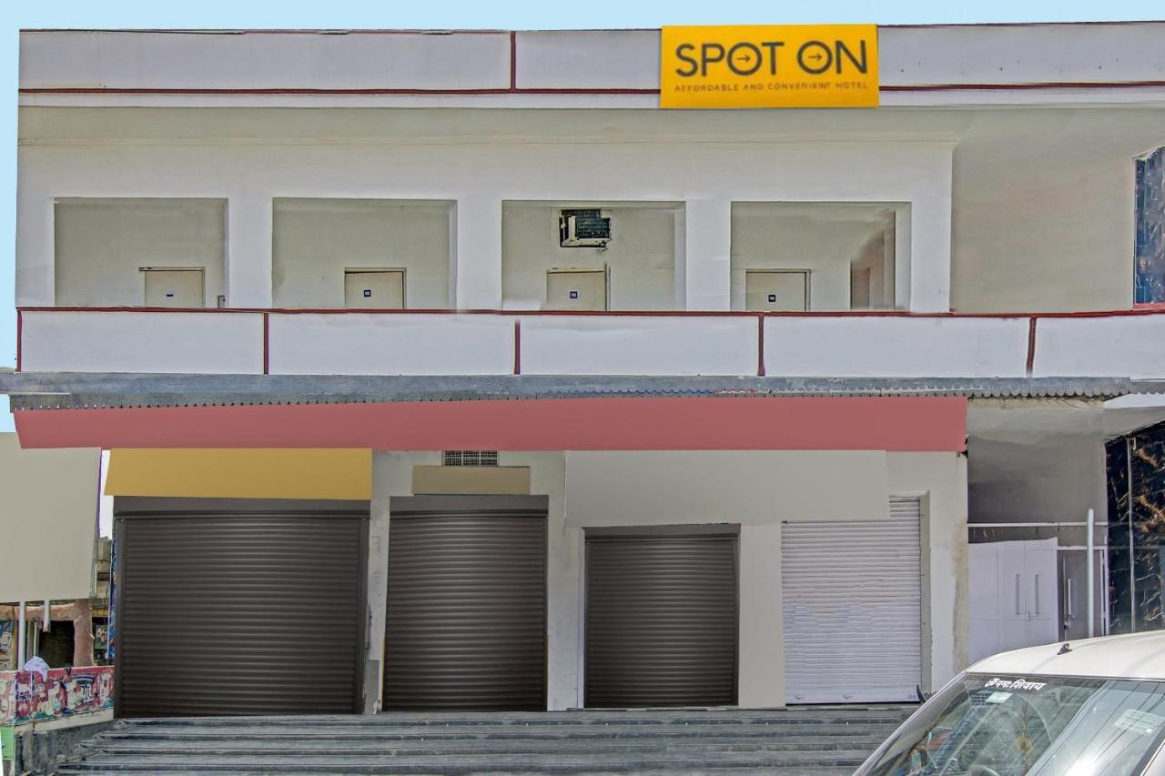 Spot On Shree Naman Guest House Сонипат Экстерьер фото