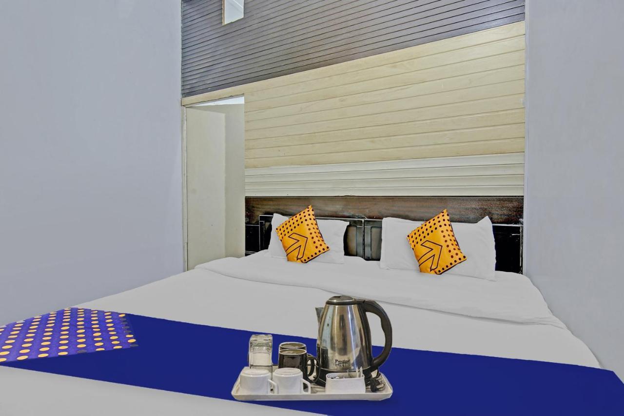 Spot On Shree Naman Guest House Сонипат Экстерьер фото